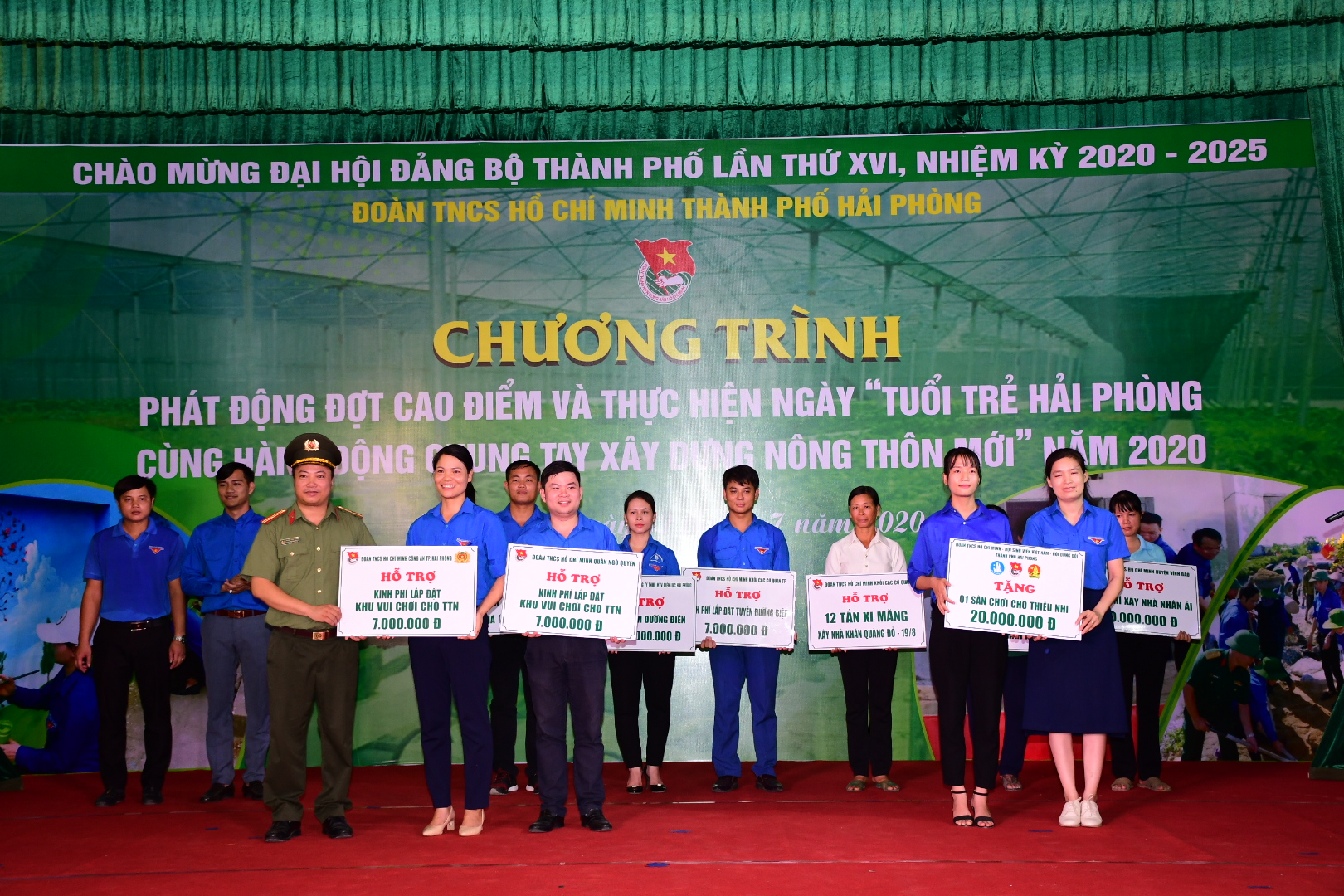 Đoàn Thanh niên Công an thành phố:  Phong phú các hoạt động đồng hành với thanh niên trong học tập